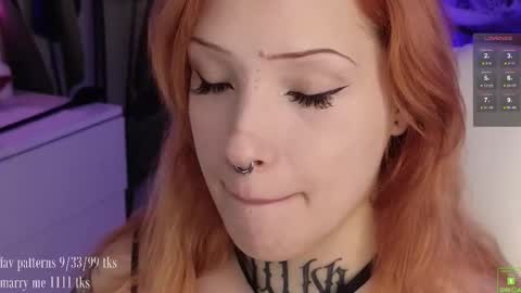 Snapshot of violetvio1ator chatting on 4, 10, 2025 Dommy mommy online show from 4, 10, 2025