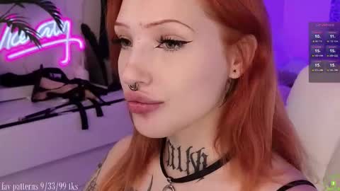 Snapshot of violetvio1ator chatting on 27, 10, 2025 Dommy mommy online show from 27, 10, 2025