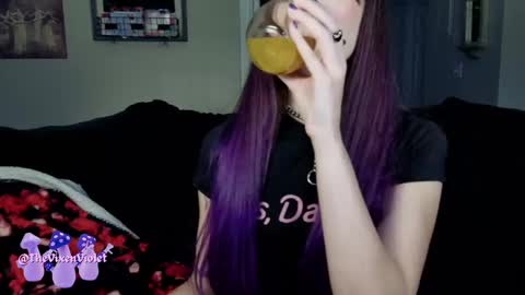 Snapshot of violetvixen468 chatting on 29, 9, 2025 Violet Vixen online show from 29, 9, 2025