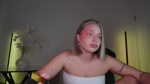 Violla online show from 4, 10, 2025