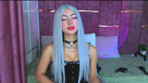 viollettebylyly online show from 24, 2, 2026