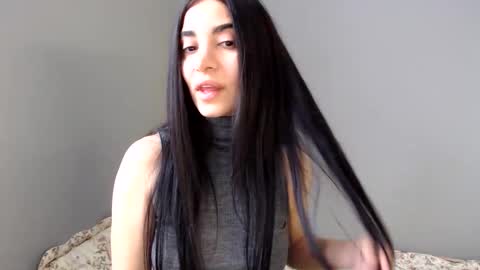 viorett online show from 24, 11, 2025