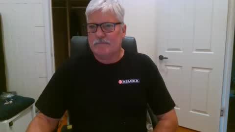 viper654321 online show from 4, 10, 2025