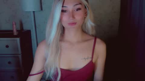 Snapshot of virgenpearl chatting on 16, 4, 2026 Pearl online show from 16, 4, 2026