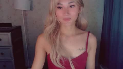 Snapshot of virgenpearl chatting on 21, 4, 2026 Pearl online show from 21, 4, 2026