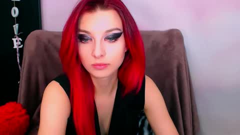 Snapshot of virgiluna chatting on 24, 2, 2025 VirginLuna online show from 24, 2, 2025