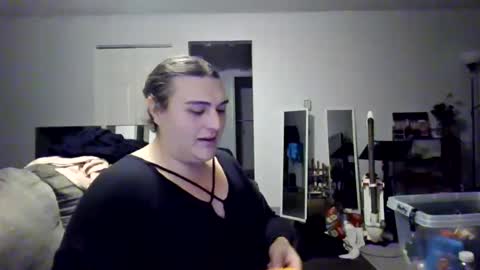 priscilla online show from 16, 9, 2025