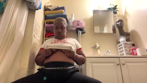 Snapshot of virgovirgiyne chatting on 19, 1, 2025 DADDYS SLUT online show from 19, 1, 2025