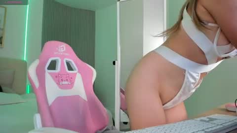 Chloe online show from 19, 6, 2026