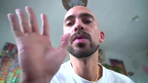 Snapshot of virtualboytvtv chatting on 3, 3, 2025 GARY - Help me reach 300 likes - - My Telegram - online show from 3, 3, 2025