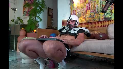 Snapshot of virtualboytvtv chatting on 11, 3, 2025 GARY - Help me reach 300 likes - - My Telegram - online show from 11, 3, 2025