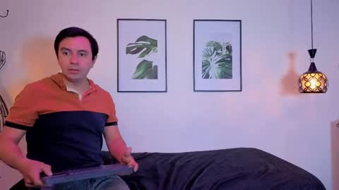 Snapshot of vishnu_lakshmi chatting on 31, 3, 2026 VishnuLakshmi online show from 31, 3, 2026