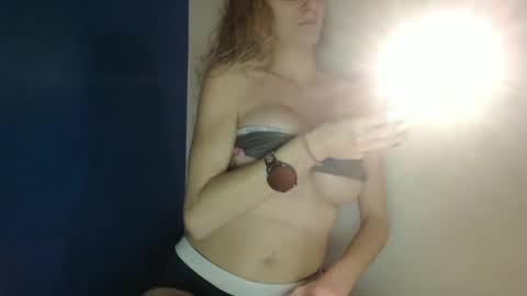 Snapshot of vitanibaby1 chatting on 13, 1, 2025 vitanibaby1 online show from 13, 1, 2025
