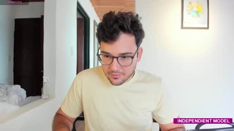 Vito Ferrer online show from 20, 9, 2025