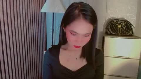 Snapshot of vivahotbabessandra chatting on 5, 5, 2026 SANDRA GOING YOU online show from 5, 5, 2026