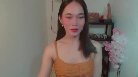 Snapshot of vivahotbabessandra chatting on 7, 6, 2026 SANDRA GOING YOU online show from 7, 6, 2026