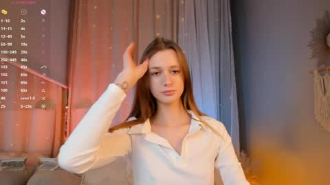 Snapshot of vivalavika chatting on 4, 4, 2026 just Vi online show from 4, 4, 2026