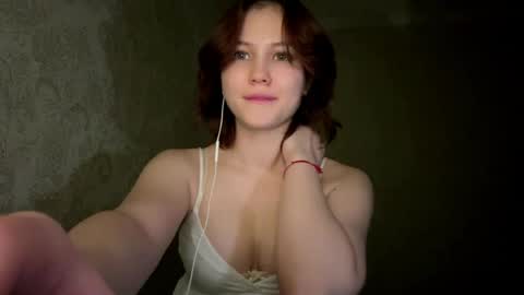Snapshot of vivatrude chatting on 17, 4, 2026 Sonya online show from 17, 4, 2026