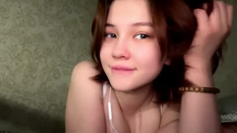 Snapshot of vivatrude chatting on 1, 5, 2026 Sonya online show from 1, 5, 2026