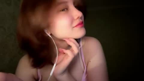 Snapshot of vivatrude chatting on 8, 5, 2026 Sonya online show from 8, 5, 2026