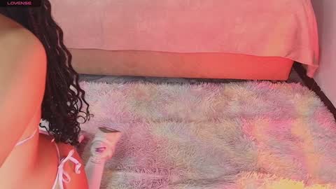 Snapshot of vivi_gh1 chatting on 4, 1, 2025 Vivi online show from 4, 1, 2025