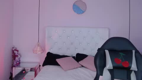 Vivi online show from 10, 10, 2025