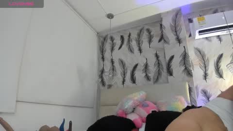 Snapshot of vivi_prinncess chatting on 14, 10, 2025 Viviana  online show from 14, 10, 2025