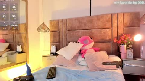 Snapshot of vivi_prinncess chatting on 31, 5, 2026 Viviana online show from 31, 5, 2026