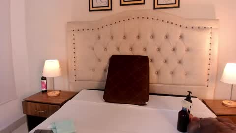 Snapshot of vivi_ruby chatting on 25, 3, 2026 VIVIANA DOMINGUEZ online show from 25, 3, 2026