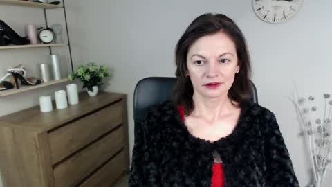 Vivian online show from 30, 12, 2024