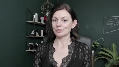 Vivian online show from 17, 3, 2026