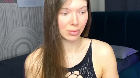 Snapshot of vivian_evans_ chatting on 7, 2, 2025 Vivian Evans online show from 7, 2, 2025
