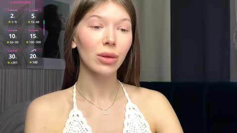 Snapshot of vivian_evans_ chatting on 19, 2, 2025 Vivian Evans online show from 19, 2, 2025