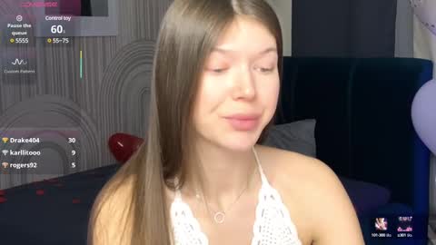 Snapshot of vivian_evans_ chatting on 19, 2, 2025 Vivian Evans online show from 19, 2, 2025