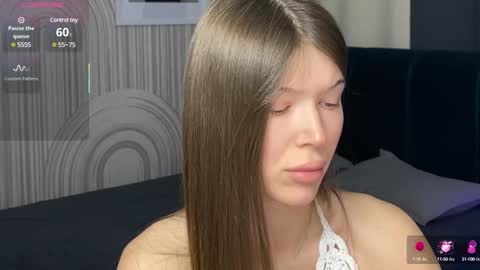 Snapshot of vivian_evans_ chatting on 7, 3, 2025 Vivian Evans online show from 7, 3, 2025