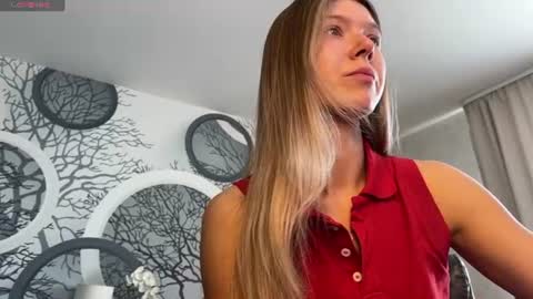 Vivian Evans online show from 18, 6, 2026