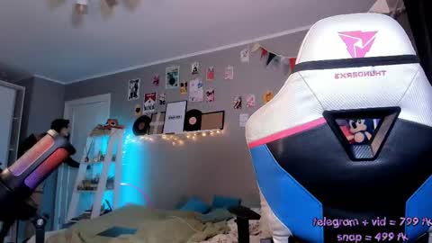 vivian_qwerty online show from 14, 5, 2026