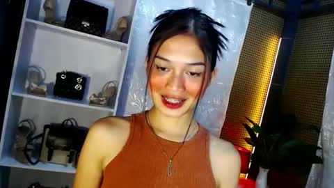 Vivian online show from 6, 1, 2025