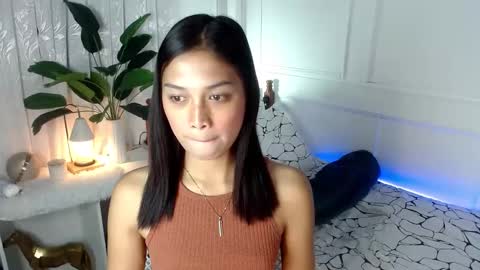 Vivian online show from 5, 2, 2025