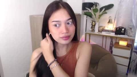 Vivian online show from 21, 9, 2025