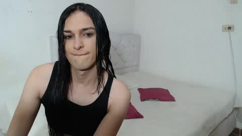 instagram Viviana73215 online show from 10, 5, 2026