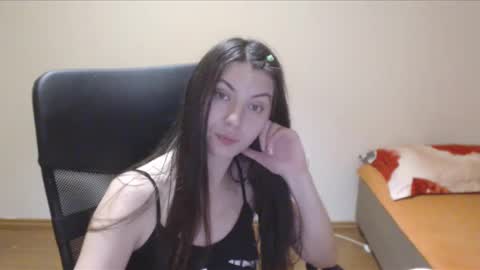 Vivian Gray online show from 11, 12, 2024