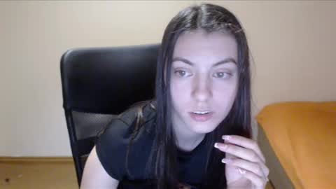 Vivian Gray online show from 21, 12, 2024