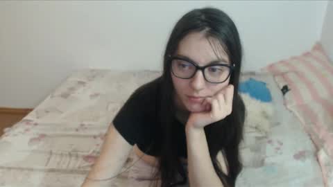 Vivian Gray online show from 6, 10, 2025