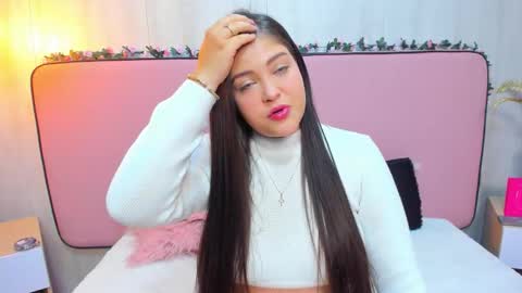 Vivian online show from 2, 10, 2025