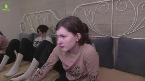 VIVIARAGENDY online show from 11, 10, 2025