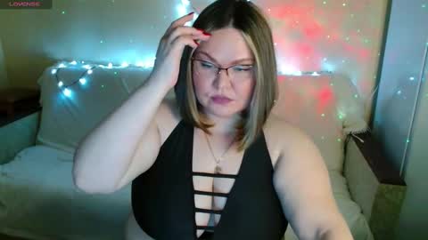Vivien online show from 2, 3, 2025