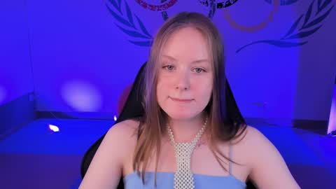 Vivien online show from 7, 12, 2024