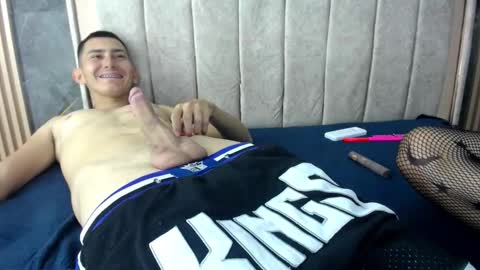 vivii_hard_love online show from 27, 10, 2025