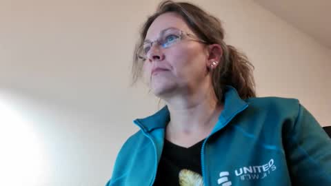 Snapshot of vixenjae chatting on 20, 12, 2025 vixenjae online show from 20, 12, 2025